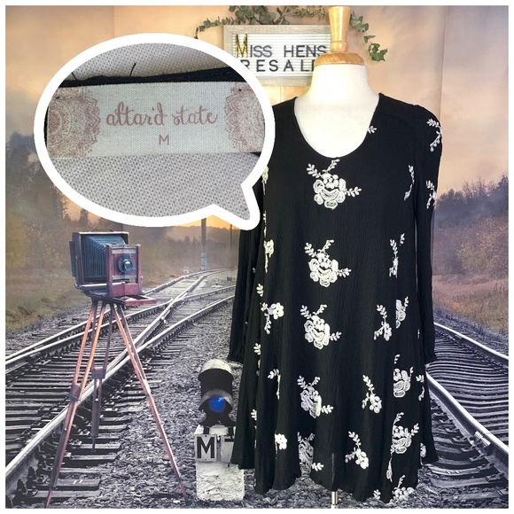 Altar'd State Tops - ALTAR'D STATE BLACK W WHITE EMBROIDERED BLOUSE